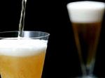 img-Máy bán bia biết từ chối khách hàng vị thành niên
